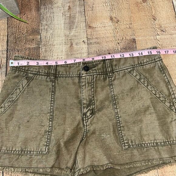 Free people raw hem shorts - Picture 6 of 9